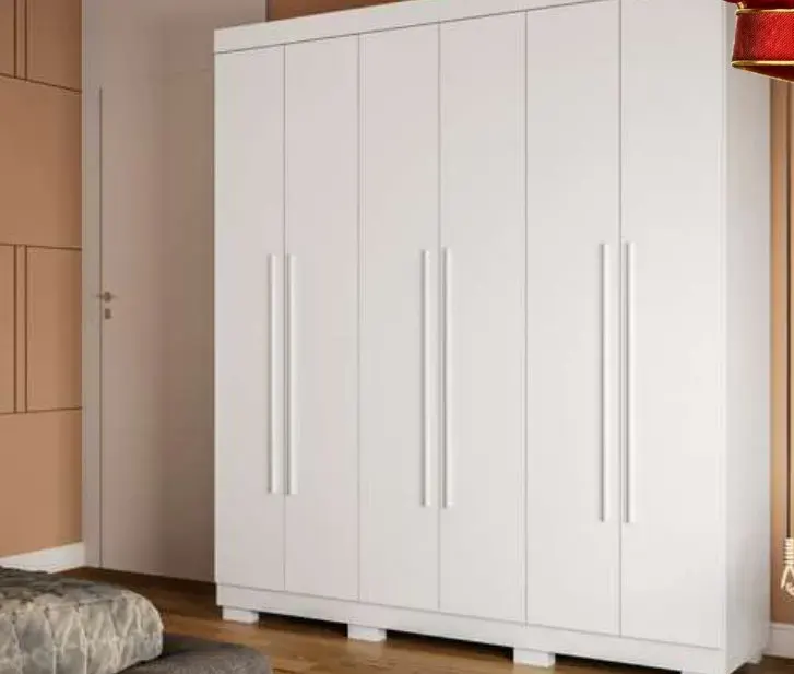 Roupeiro Paolla, BRANCO